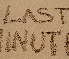 How to travel cheaper last minute